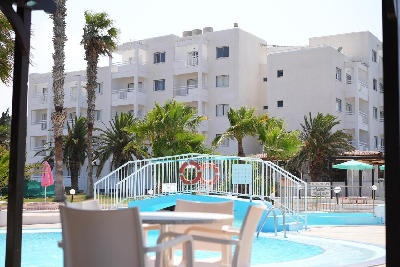 Astreas Beach Hotel Apartments Protaras Exterior foto